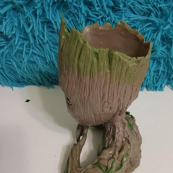 Baby Groot Flowerpot Tree Man Planter Flower Pot with Drainage - Picture 3 of 9